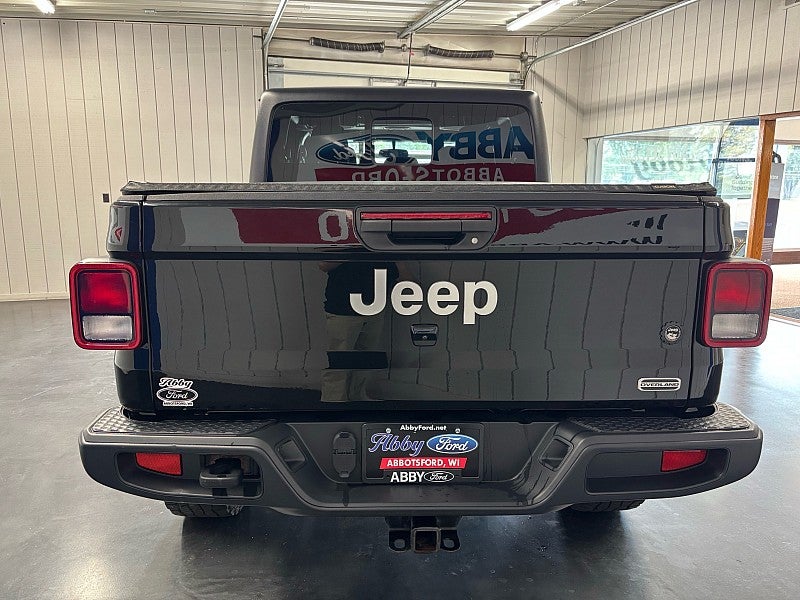 2021 Jeep Gladiator Overland