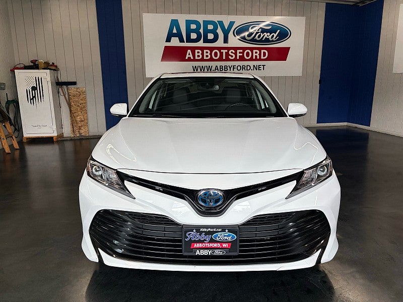 2020 Toyota Camry Hybrid LE