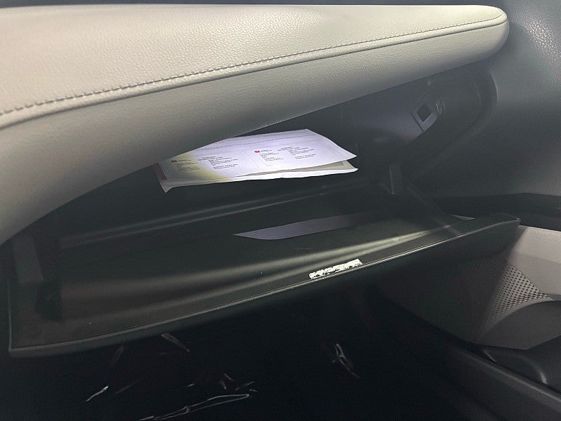2020 Toyota Camry Hybrid LE
