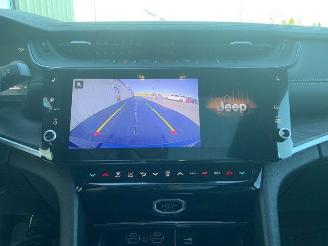 2027 Jeep Grand Cherokee GRAND CHEROKEE LIMITED 4X4