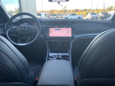 2027 Jeep Grand Cherokee GRAND CHEROKEE LIMITED 4X4