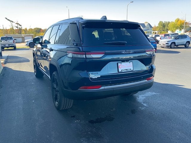 2027 Jeep Grand Cherokee GRAND CHEROKEE LIMITED 4X4