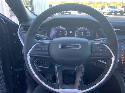 2027 Jeep Grand Cherokee GRAND CHEROKEE LIMITED 4X4