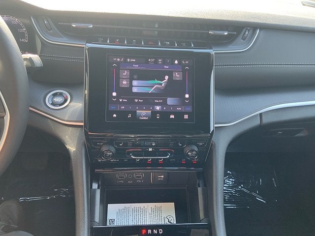2026 Jeep Grand Cherokee GRAND CHEROKEE L LAREDO X 4X4