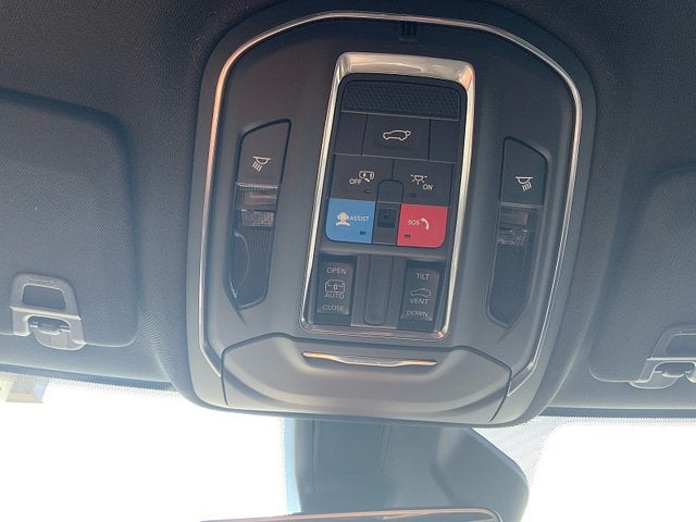 2026 Jeep Grand Cherokee GRAND CHEROKEE L LAREDO X 4X4
