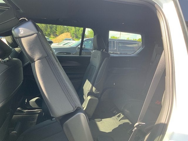 2026 Jeep Grand Cherokee GRAND CHEROKEE L LAREDO X 4X4