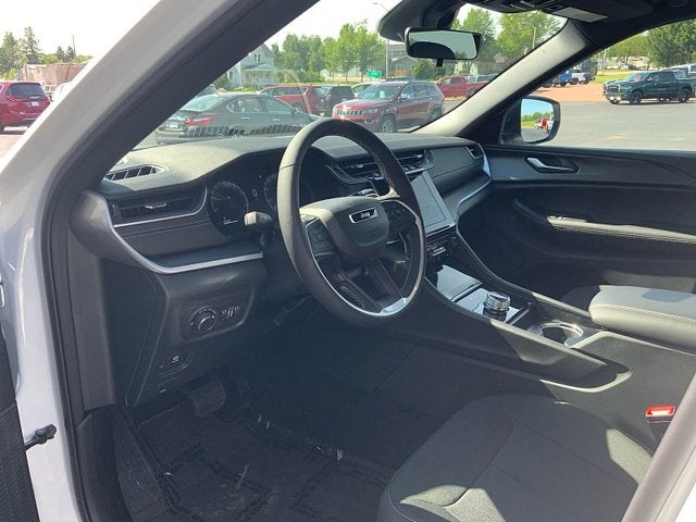 2026 Jeep Grand Cherokee GRAND CHEROKEE L LAREDO X 4X4