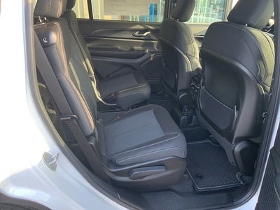 2026 Jeep Grand Cherokee GRAND CHEROKEE L LAREDO X 4X4