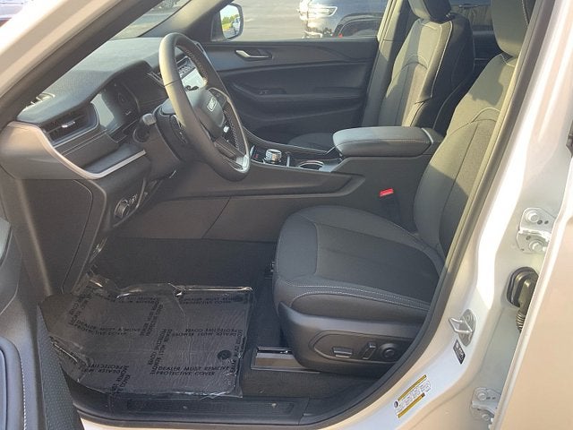 2026 Jeep Grand Cherokee GRAND CHEROKEE L LAREDO X 4X4