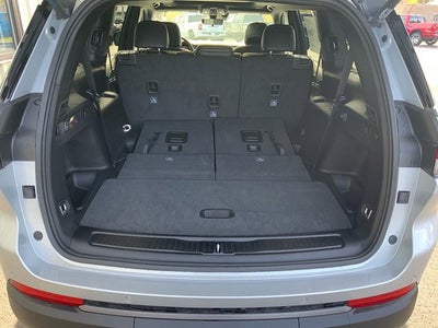 2026 Jeep Grand Cherokee GRAND CHEROKEE L LAREDO ALTITUDE 4X4