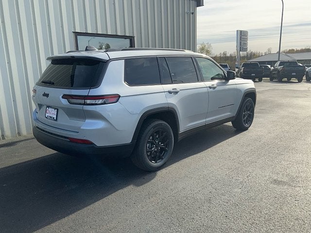 2026 Jeep Grand Cherokee GRAND CHEROKEE L LAREDO ALTITUDE 4X4