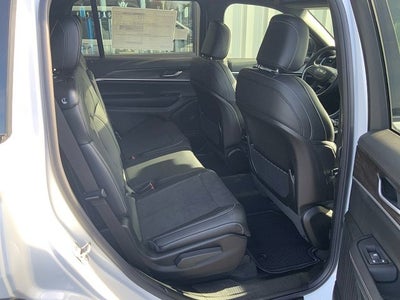 2026 Jeep Grand Cherokee GRAND CHEROKEE L LAREDO ALTITUDE 4X4