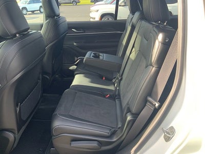2026 Jeep Grand Cherokee GRAND CHEROKEE L LAREDO ALTITUDE 4X4