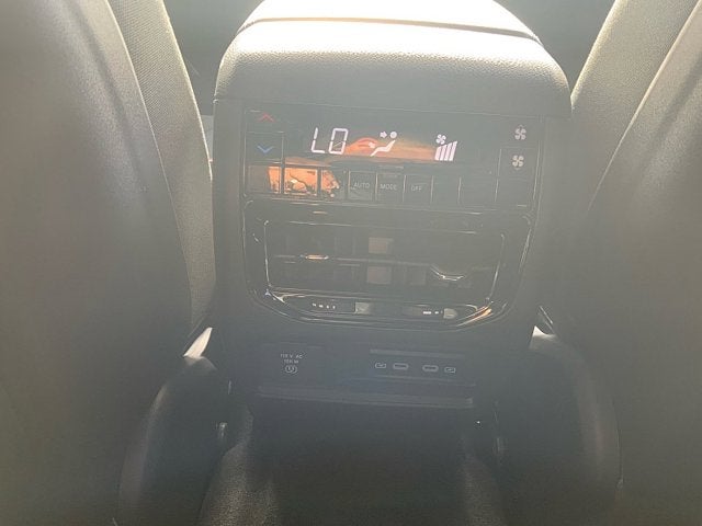 2026 Jeep Grand Cherokee GRAND CHEROKEE L LAREDO ALTITUDE 4X4