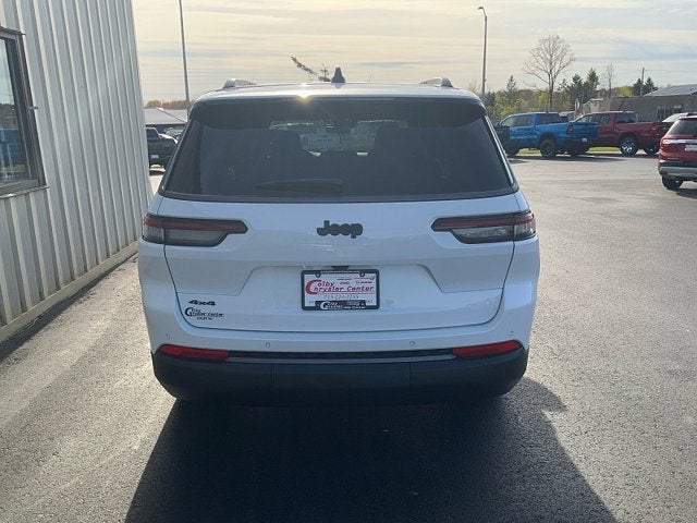 2026 Jeep Grand Cherokee GRAND CHEROKEE L LAREDO ALTITUDE 4X4