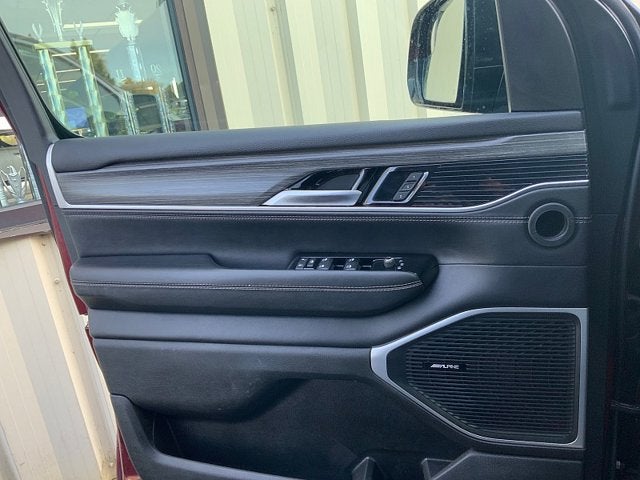 2024 Jeep Wagoneer L Series II 4x4