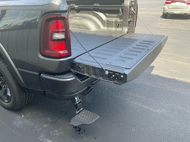 2027 RAM Ram 1500 RAM 1500 BIG HORN CREW CAB 4X4 5'7' BOX