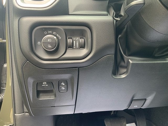 2027 RAM Ram 1500 RAM 1500 BIG HORN CREW CAB 4X4 5'7' BOX