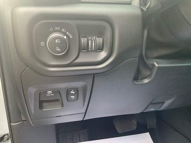 2027 RAM 1500 Big Horn
