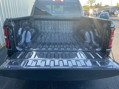 2027 RAM Ram 1500 RAM 1500 BIG HORN CREW CAB 4X4 5'7' BOX
