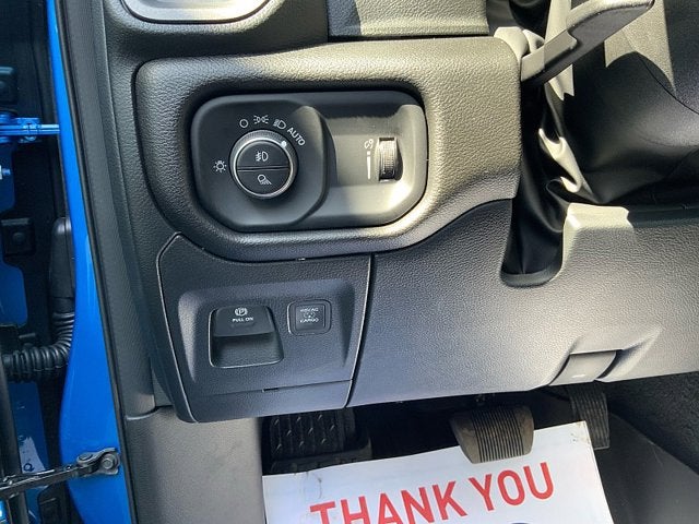 2026 RAM 1500 RAM 1500 WARLOCK CREW CAB 4X4 5'7' BOX