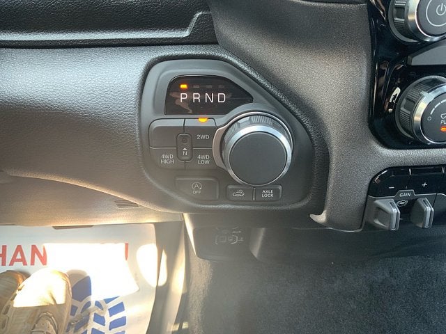 2026 RAM 1500 RAM 1500 WARLOCK CREW CAB 4X4 5'7' BOX