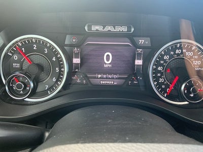 2023 RAM 1500 Laramie Crew Cab 4x4 5'7' Box