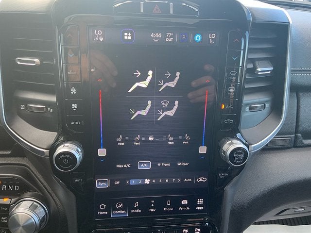 2023 RAM 1500 Laramie Crew Cab 4x4 5'7' Box