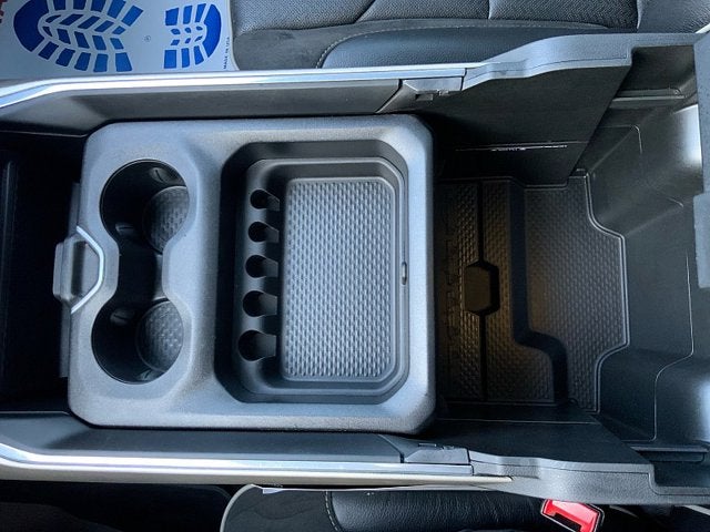 2022 RAM 1500 Laramie Crew Cab 4x4 5'7' Box