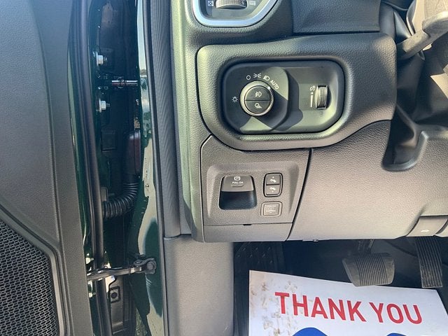 2027 RAM Ram 1500 RAM 1500 BIG HORN CREW CAB 4X4 6'4' BOX