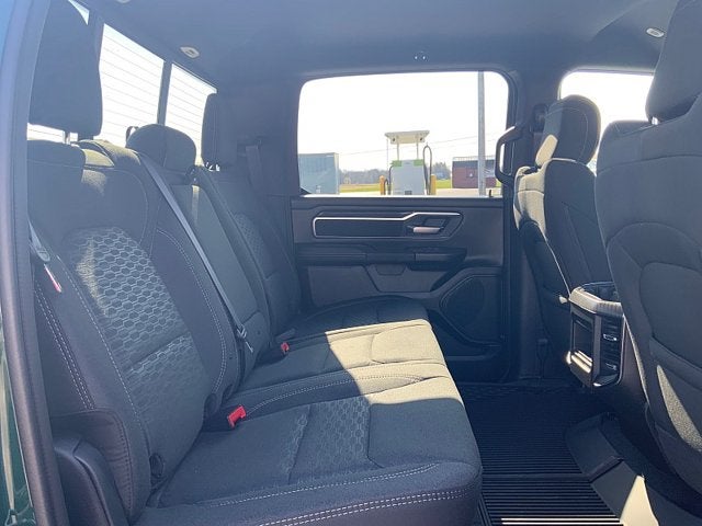 2027 RAM Ram 1500 RAM 1500 BIG HORN CREW CAB 4X4 6'4' BOX
