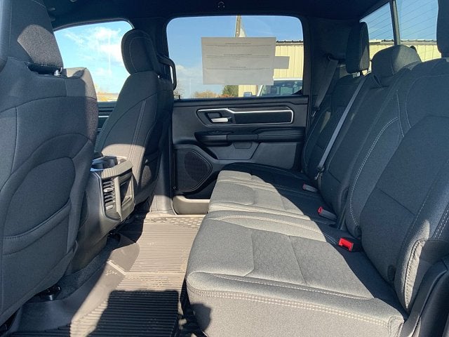 2027 RAM Ram 1500 RAM 1500 BIG HORN CREW CAB 4X4 6'4' BOX