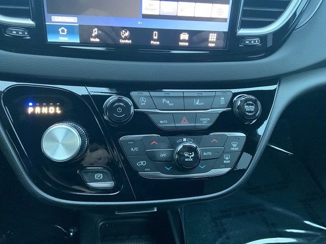 2026 Chrysler Voyager VOYAGER LX