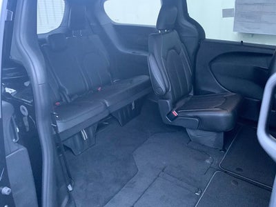 2026 Chrysler Voyager VOYAGER LX