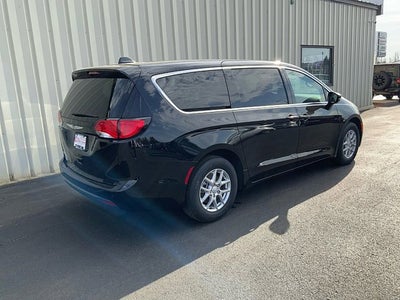 2026 Chrysler Voyager VOYAGER LX