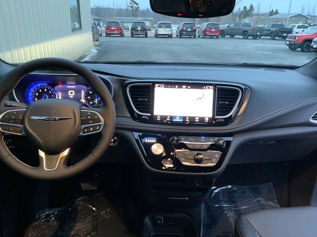 2026 Chrysler Pacifica PACIFICA SELECT AWD