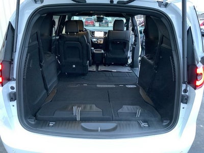 2026 Chrysler Pacifica PACIFICA SELECT AWD