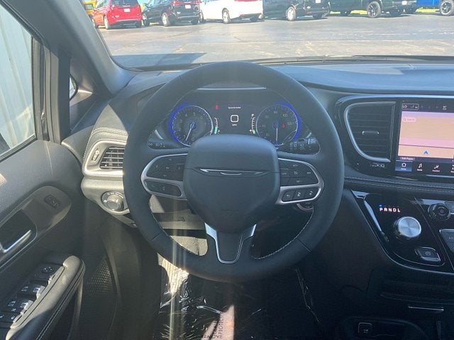 2027 Chrysler Pacifica PACIFICA SELECT AWD