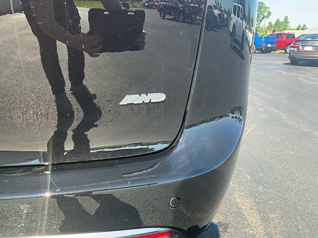 2027 Chrysler Pacifica PACIFICA SELECT AWD