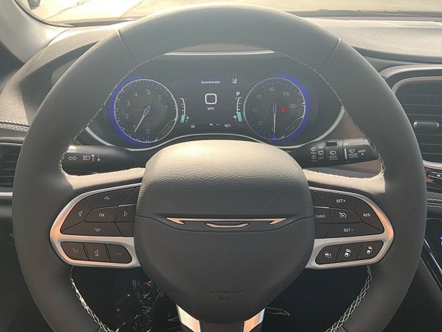2027 Chrysler Pacifica PACIFICA SELECT AWD