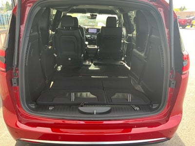 2027 Chrysler Pacifica PACIFICA SELECT AWD