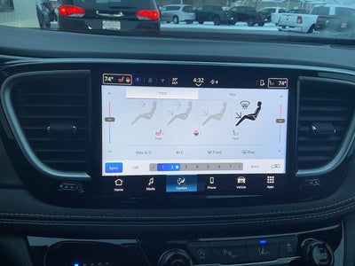 2026 Chrysler Pacifica PACIFICA SELECT AWD