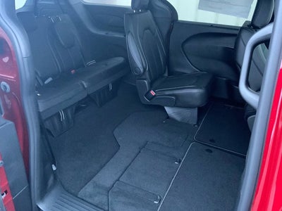 2026 Chrysler Pacifica PACIFICA SELECT AWD