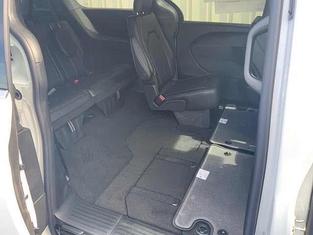 2027 Chrysler Pacifica PACIFICA SELECT AWD