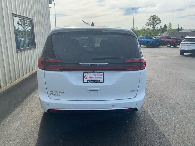 2027 Chrysler Pacifica PACIFICA SELECT AWD
