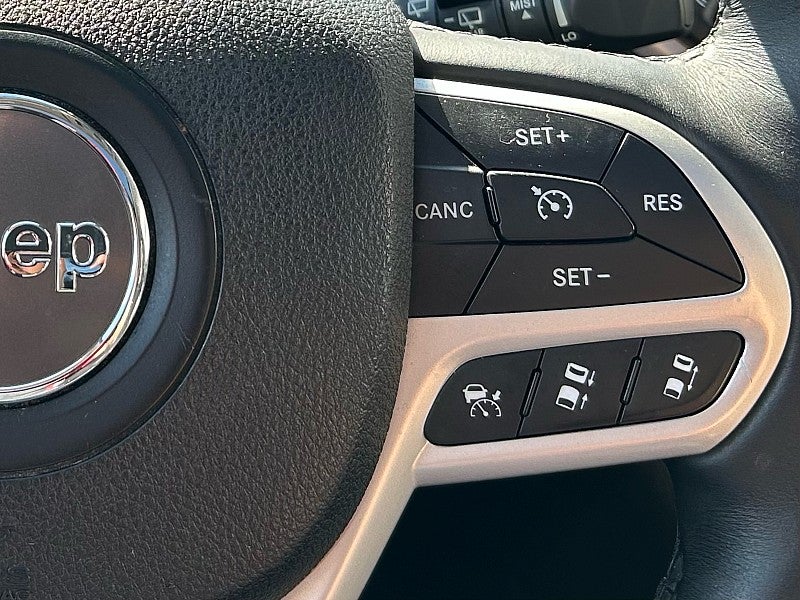 2017 Jeep Cherokee Overland 4x4